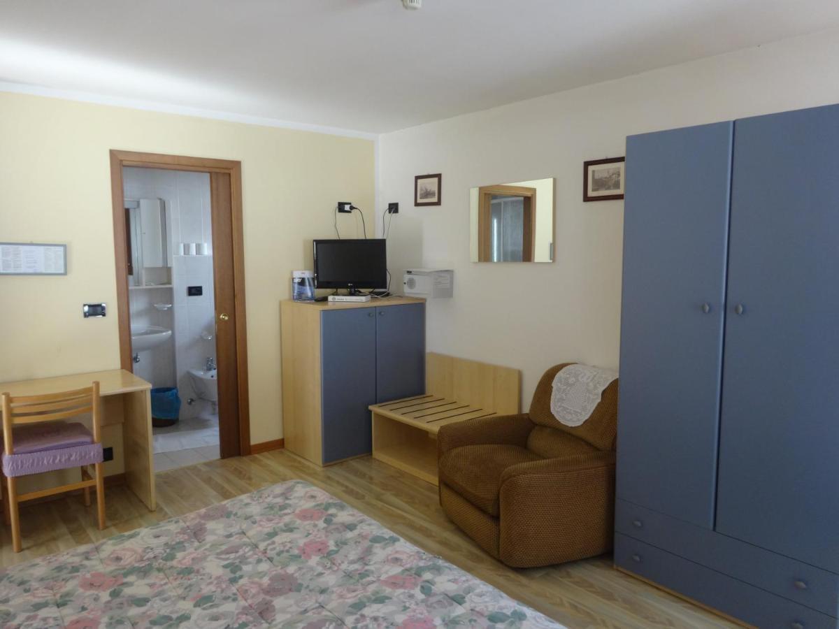 Hotel Genzianella Presenaio Extérieur photo